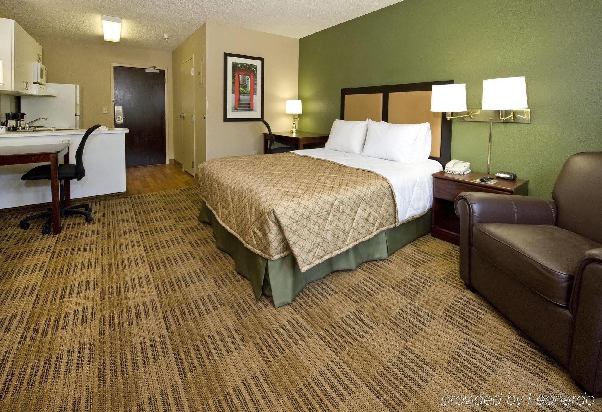 Extended America - Los Angeles - - Del Amo Circle Hotel 2*